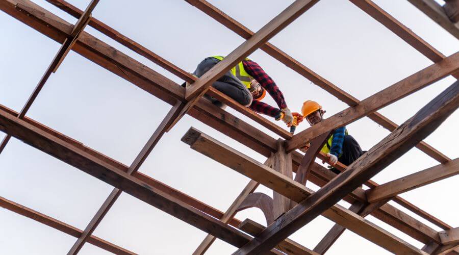 Professional gutter cleaning services in Lanai City, HI